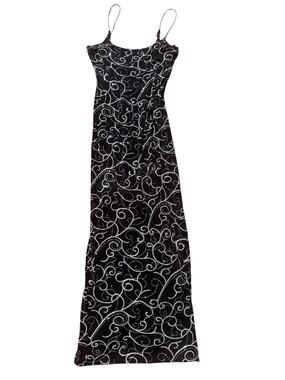 Vintage City Triangle Silver Glitter Embellished Maxi Formal Gown Size M